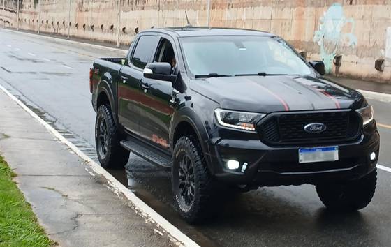 FORD RANGER 3.2 FX4 4X4 CD 20V DIESEL 4P AUTOMÁTICO